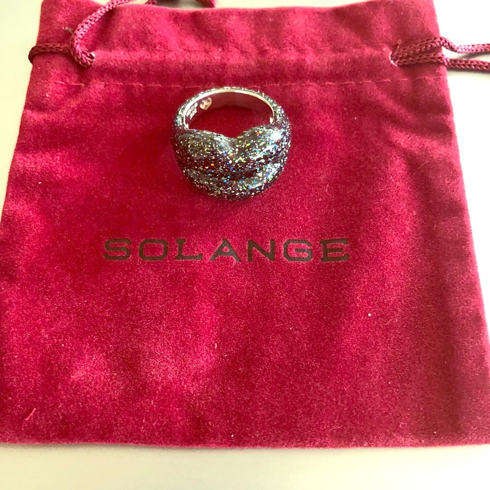 Solange Azagury Partridge Hotlips Amazon C… - Picture 3 of 8